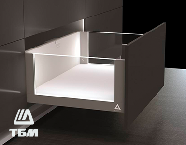 Совершенство в деталях: премиальная система выдвижения Alphalux Сrystal как современная альтернатива европейскому ассортименту